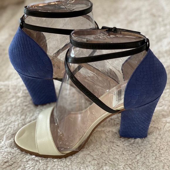 Guess Sileno Royal Blue/White heels - Picture 5 of 10